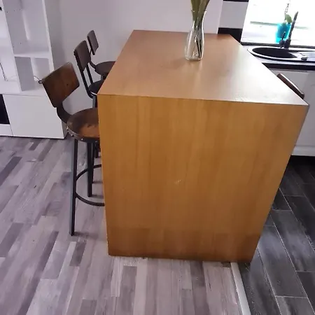 בראשוב Apartament Regim Hotelier Elis מראה חיצוני תמונה